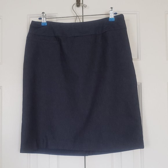 Merona Navy Pencil Skirt - Size 10 - Denim pattern - Picture 2 of 8